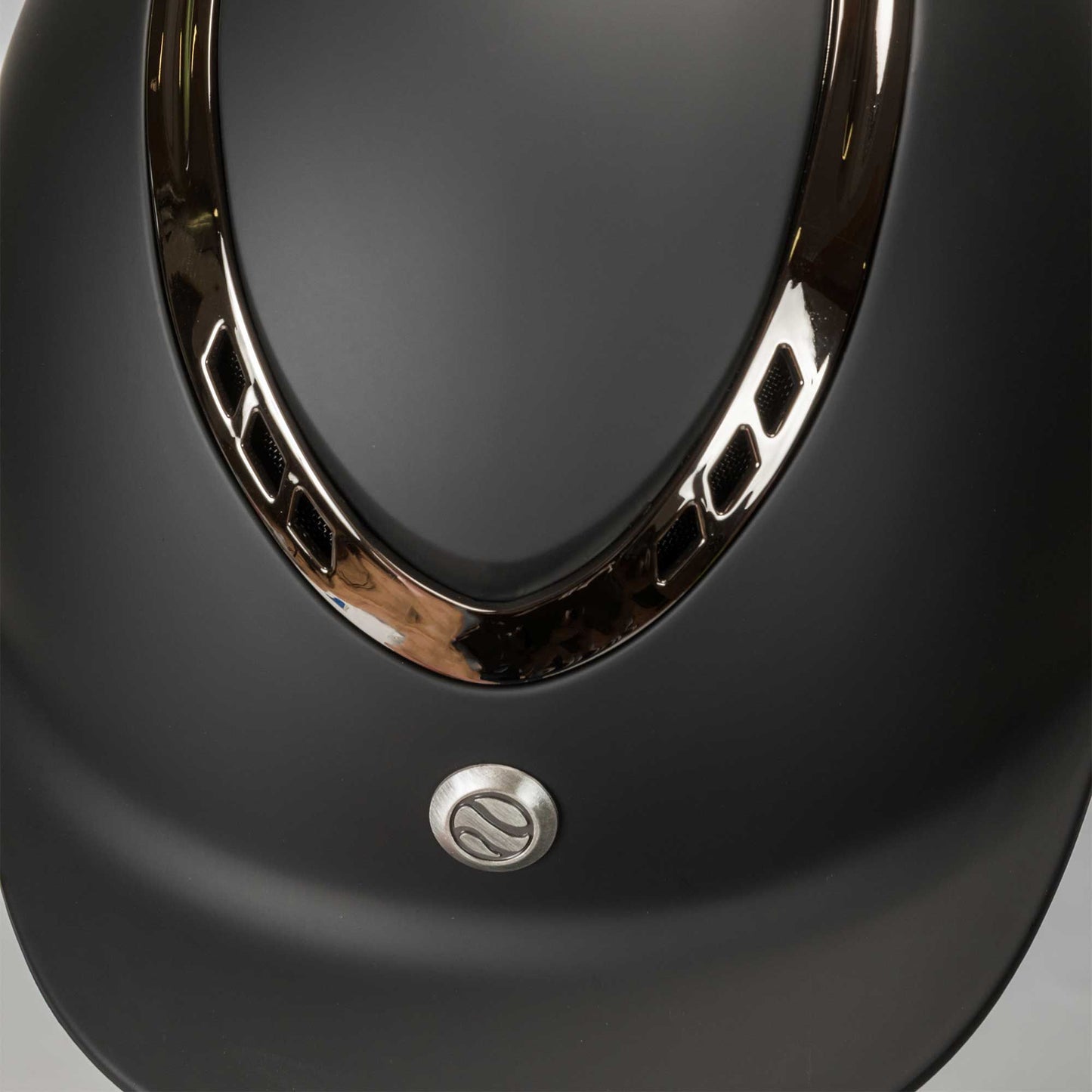 EQ3 Pardus Smooth Riding Helmet - EA Taggable until 31/12/26